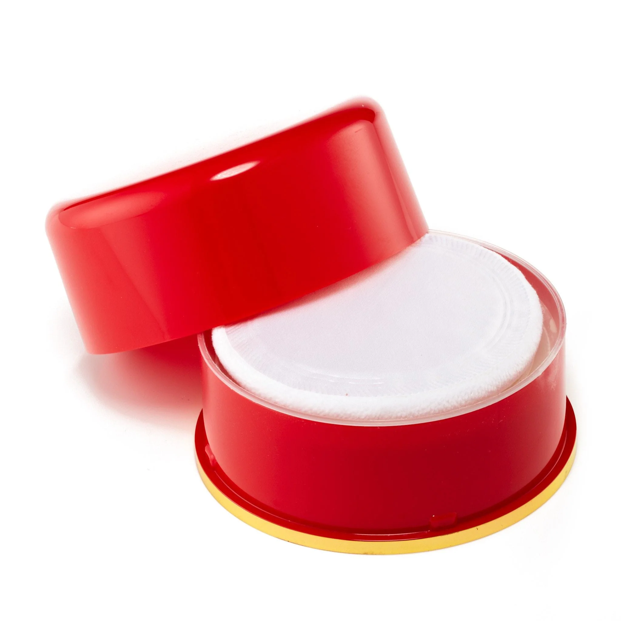 Red Door Dusting Powder - Image 3
