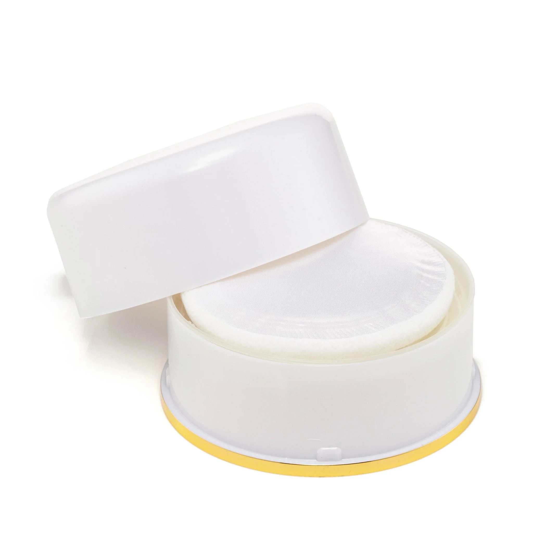White Diamonds Dusting Powder - Image 3